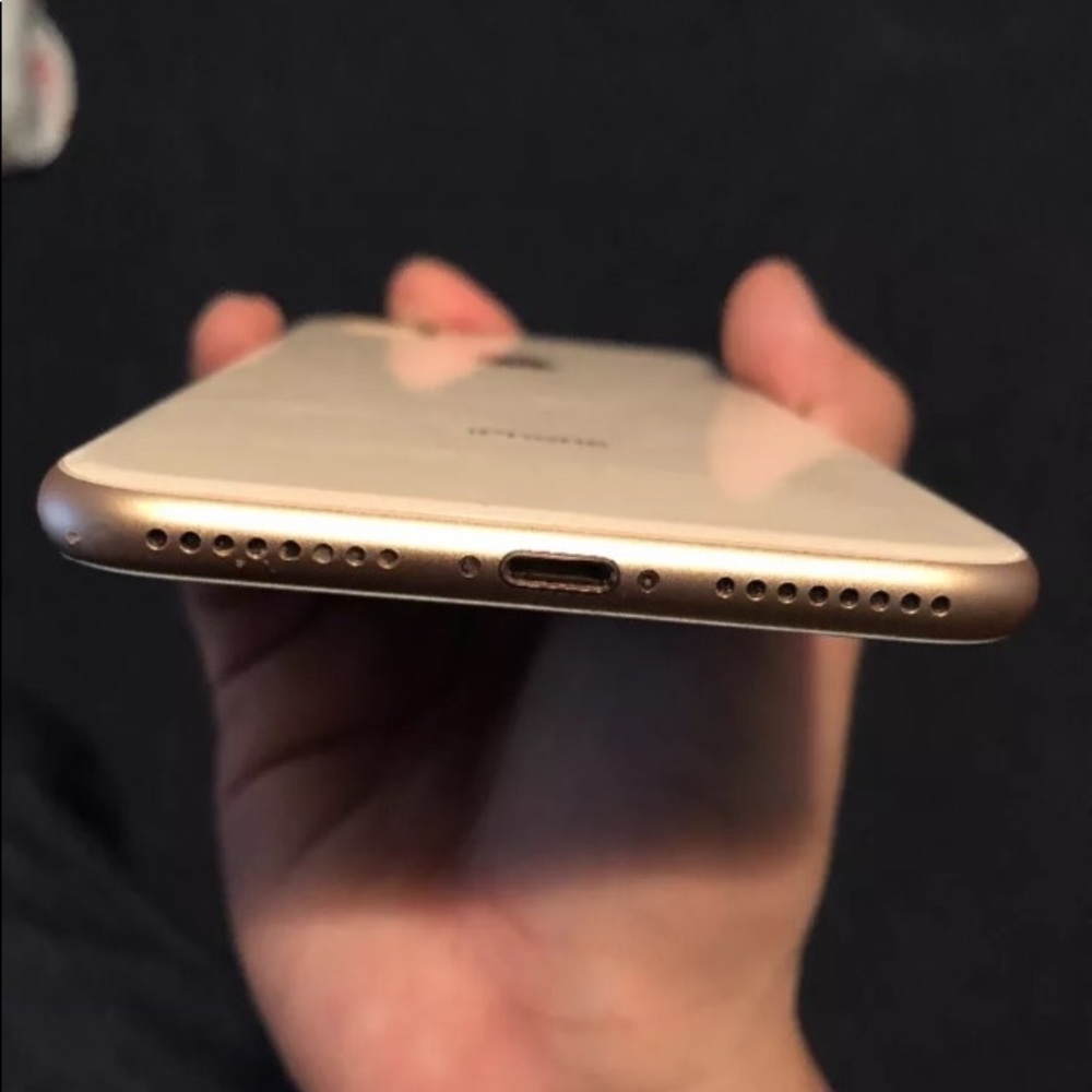 iPhone 8 Plus
